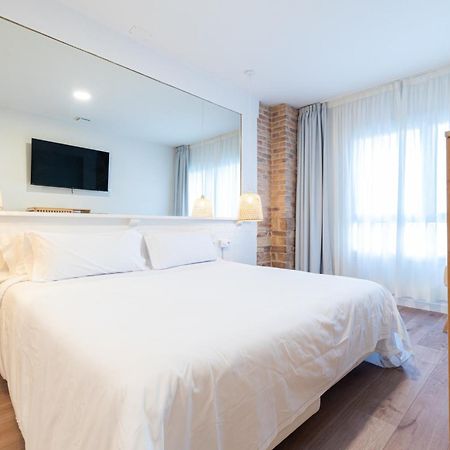 Apartamentos Turisticos Fatima, En El Centro De Виго Экстерьер фото