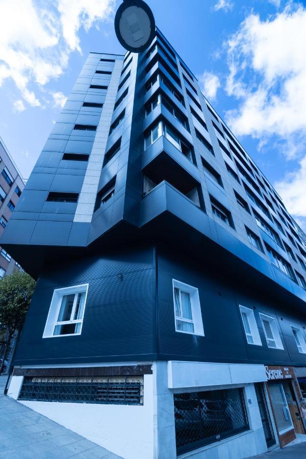 Apartamentos Turisticos Fatima, En El Centro De Виго Экстерьер фото